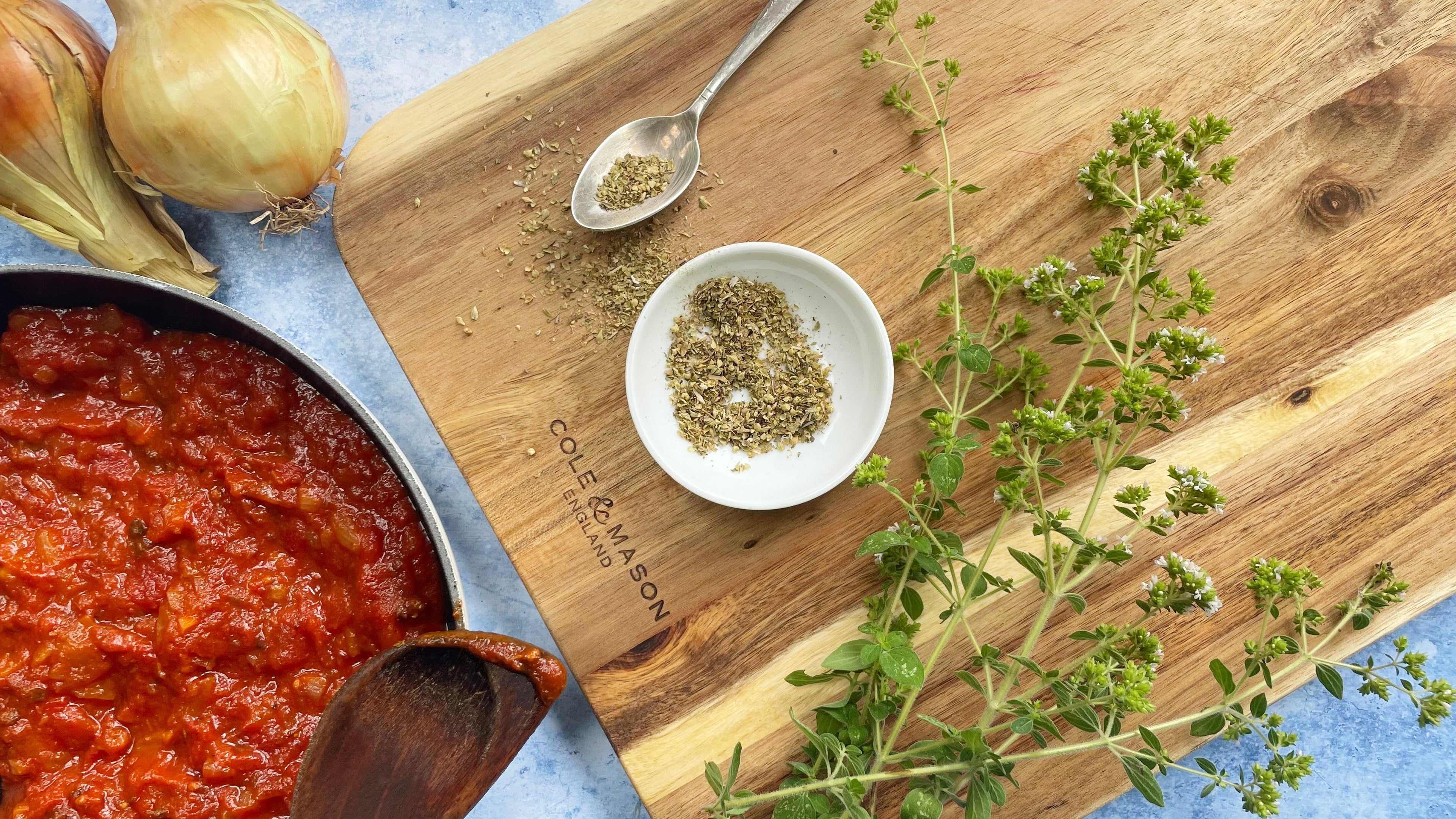Classic Slow-Cooked Oregano Tomato Sauce Cole & Mason UK