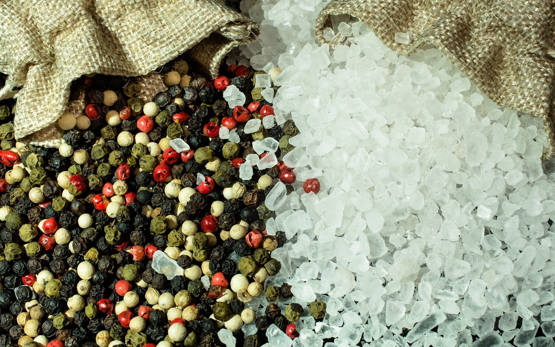 Master the art of seasoning: a step by-step-guide Cole & Mason UK